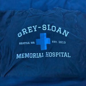 GREYS ANATOMY TSHIRT SIZE SMALL